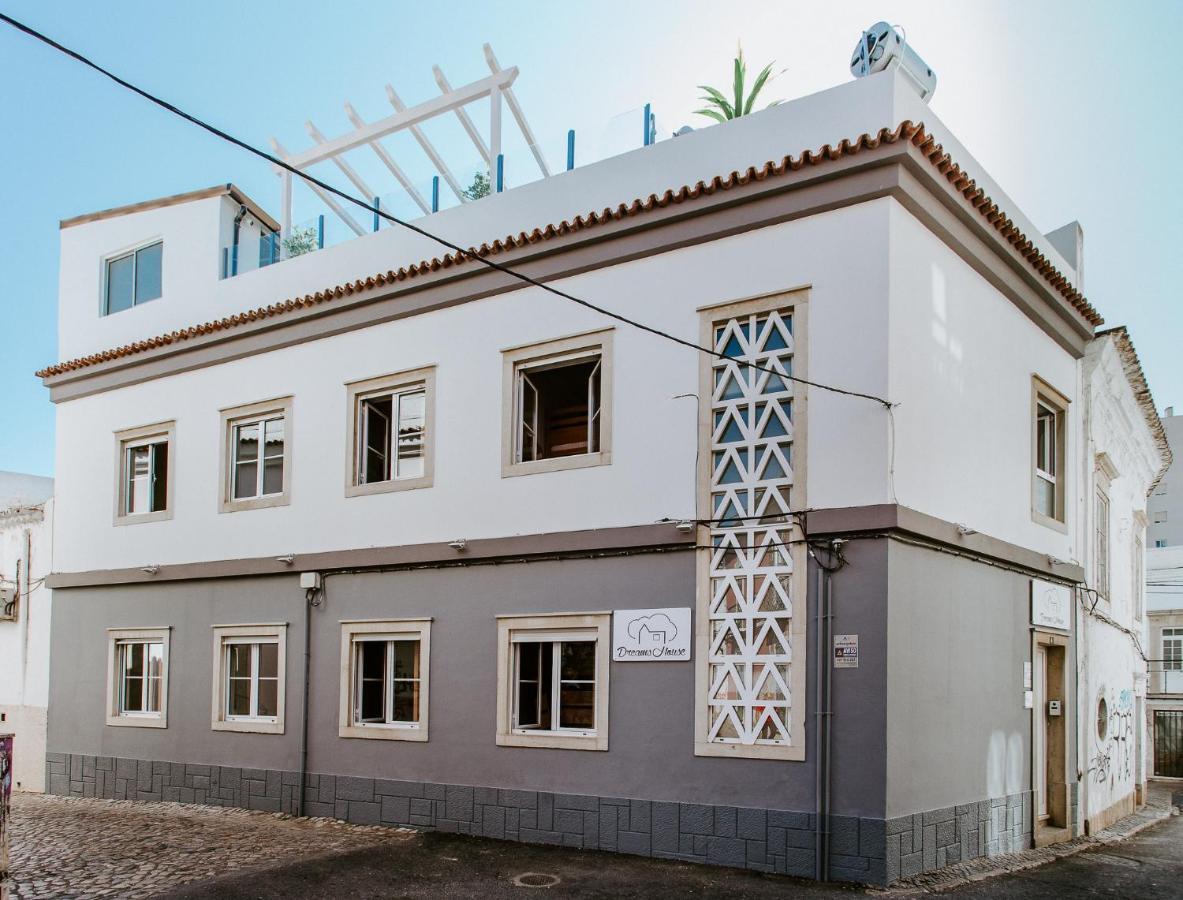 הוסטל פארו Dreams House מראה חיצוני תמונה